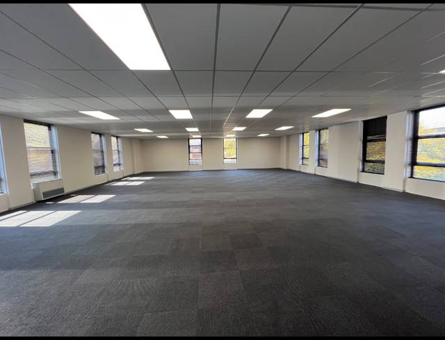 2,000M² OFFICE TO LET IN ROSEBANK